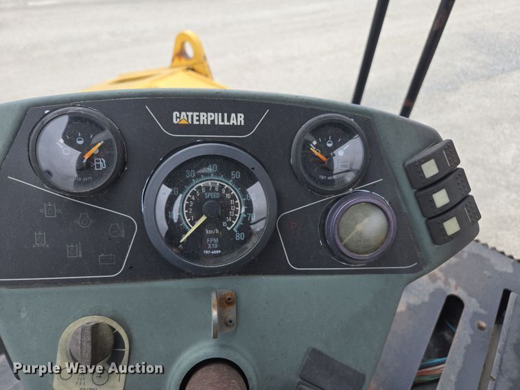 image for item DW1875 2005 Caterpillar CB-534D double drum vibratory roller