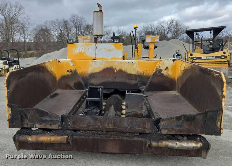 image for item DW1876 2000 Blaw-Knox PF-5510 paver