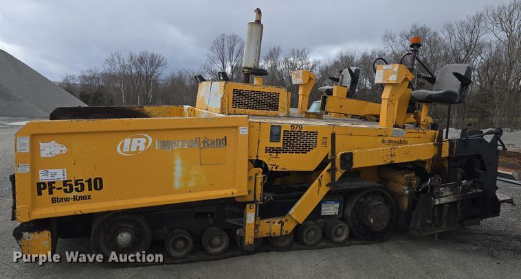 image for item DW1876 2000 Blaw-Knox PF-5510 paver