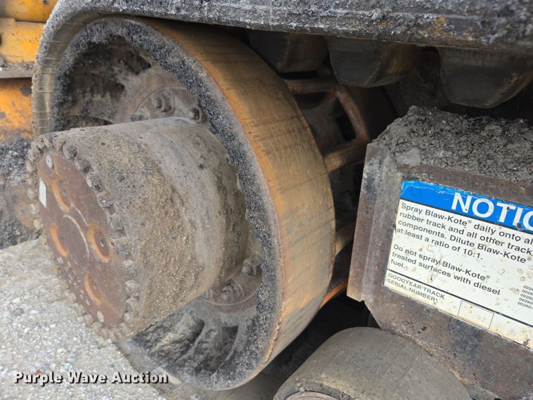 image for item DW1876 2000 Blaw-Knox PF-5510 paver