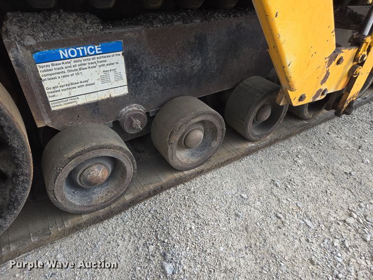 image for item DW1876 2000 Blaw-Knox PF-5510 paver