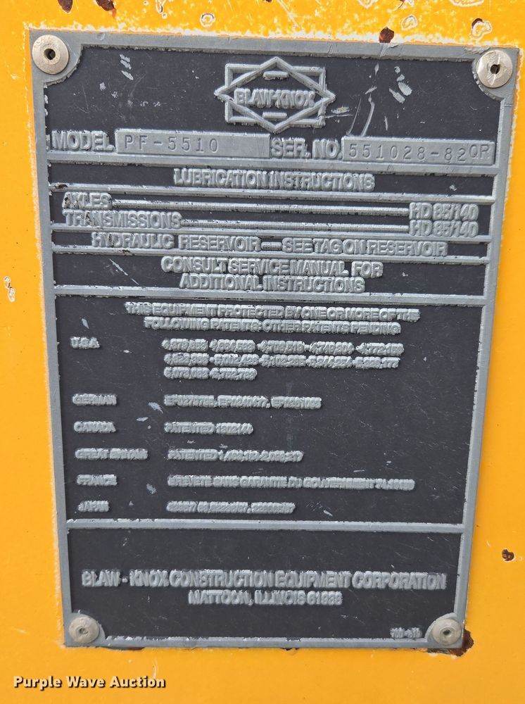 image for item DW1876 2000 Blaw-Knox PF-5510 paver