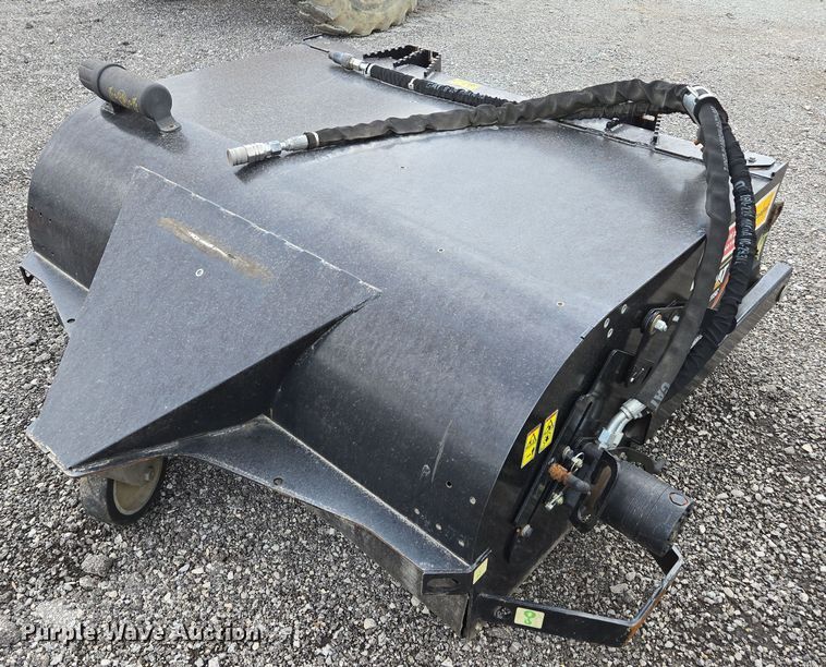 image for item DW1877 2016 Caterpillar BP115C skid steer sweeper