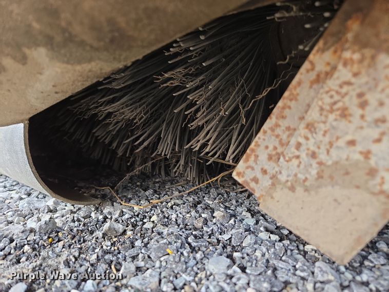 image for item DW1877 2016 Caterpillar BP115C skid steer sweeper