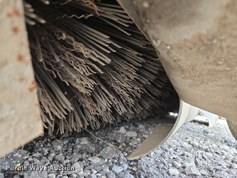 image for item DW1877 2016 Caterpillar BP115C skid steer sweeper