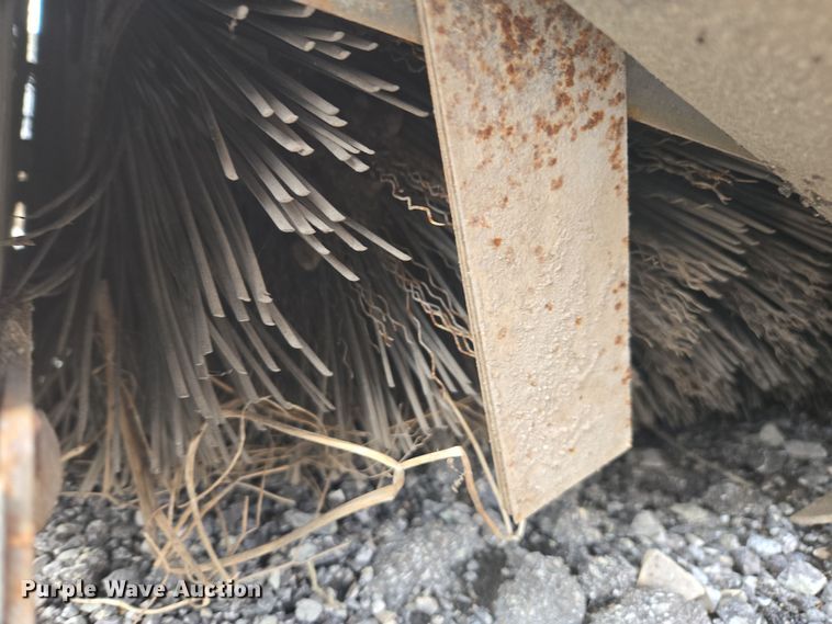 image for item DW1877 2016 Caterpillar BP115C skid steer sweeper