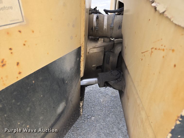 image for item DW1880 2000 Ingersoll Rand DD-24 double drum vibratory roller