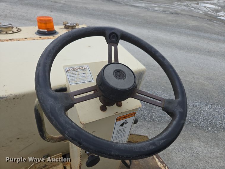 image for item DW1880 2000 Ingersoll Rand DD-24 double drum vibratory roller