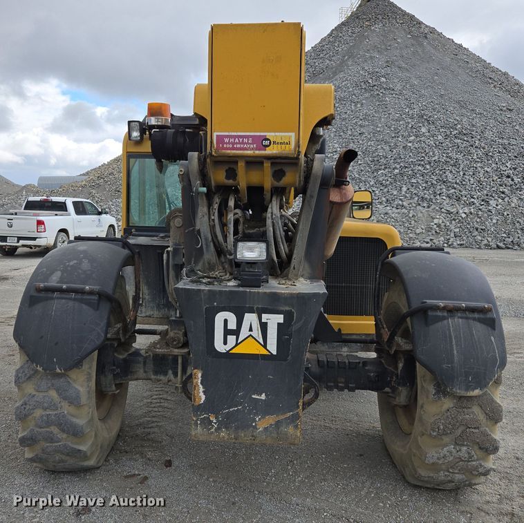 image for item DW1883 2007 Caterpillar TL1055 telehandler