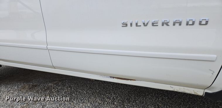 image for item DW1884 2018 Chevrolet Silverado 1500 Crew Cab pickup truck