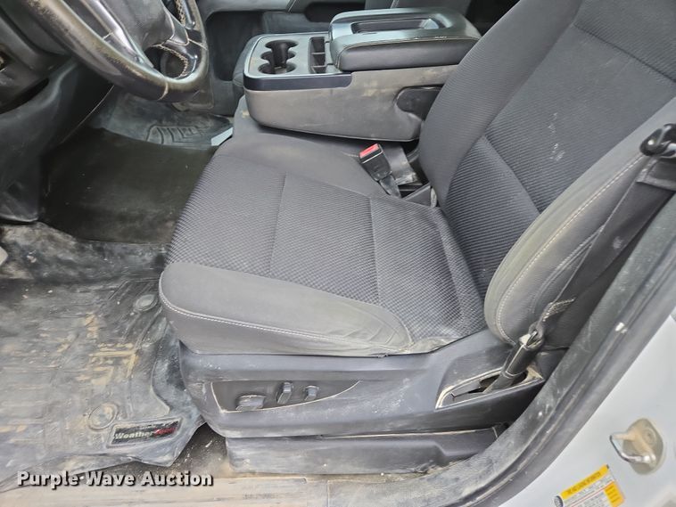 image for item DW1884 2018 Chevrolet Silverado 1500 Crew Cab pickup truck