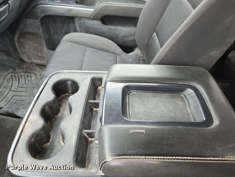 image for item DW1884 2018 Chevrolet Silverado 1500 Crew Cab pickup truck