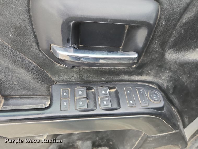 image for item DW1884 2018 Chevrolet Silverado 1500 Crew Cab pickup truck