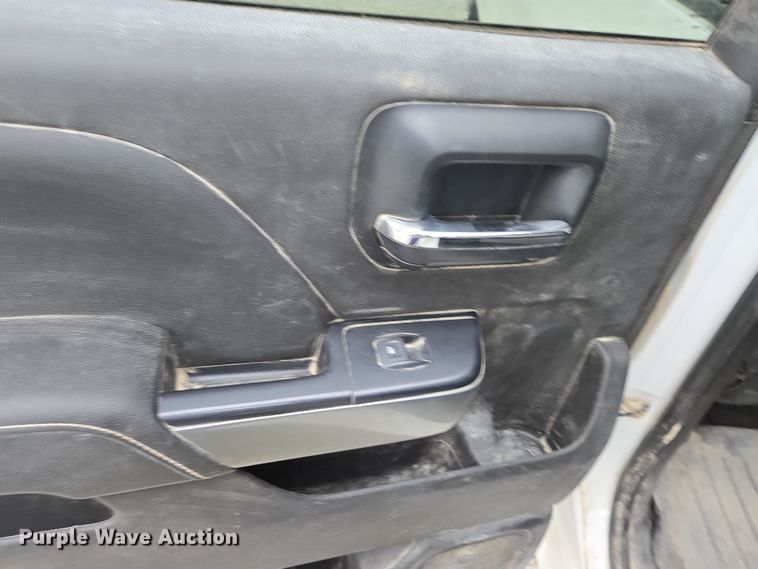 image for item DW1884 2018 Chevrolet Silverado 1500 Crew Cab pickup truck