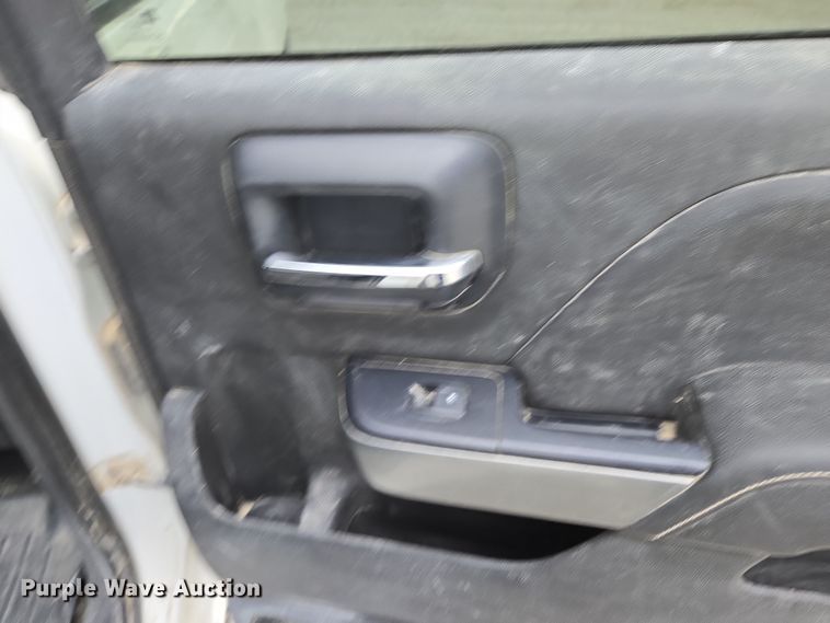 image for item DW1884 2018 Chevrolet Silverado 1500 Crew Cab pickup truck