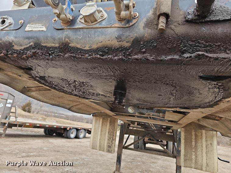 image for item DW3184 2008 SmithCo S3-44-36 side dump trailer