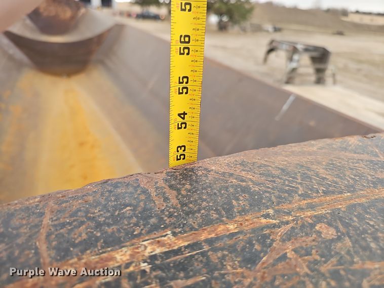 image for item DW3184 2008 SmithCo S3-44-36 side dump trailer