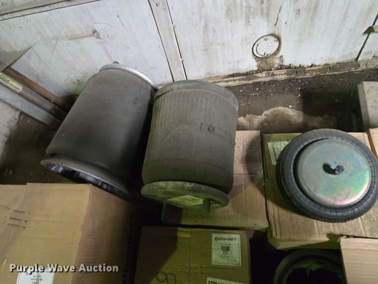 image for item DW3184 2008 SmithCo S3-44-36 side dump trailer