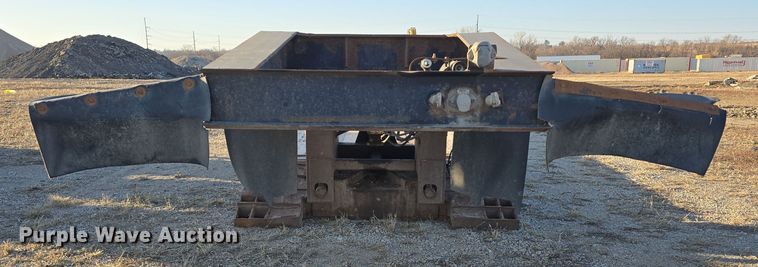 image for item DW3213 1993 Atoka lowboy equipment trailer