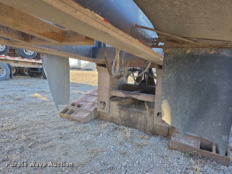 image for item DW3213 1993 Atoka lowboy equipment trailer
