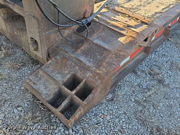 image for item DW3213 1993 Atoka lowboy equipment trailer