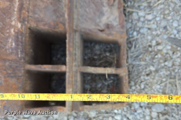 image for item DW3213 1993 Atoka lowboy equipment trailer