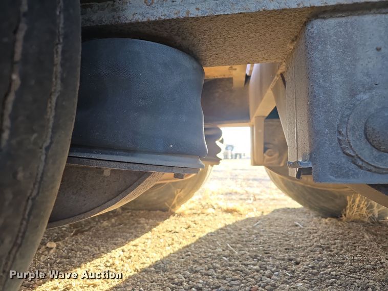 image for item DW3213 1993 Atoka lowboy equipment trailer