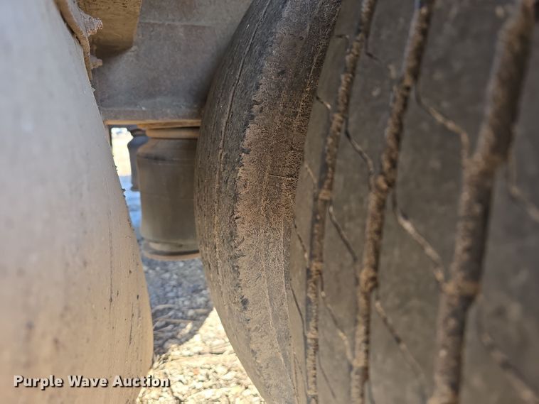 image for item DW3213 1993 Atoka lowboy equipment trailer