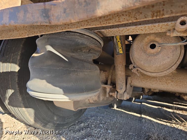 image for item DW3213 1993 Atoka lowboy equipment trailer