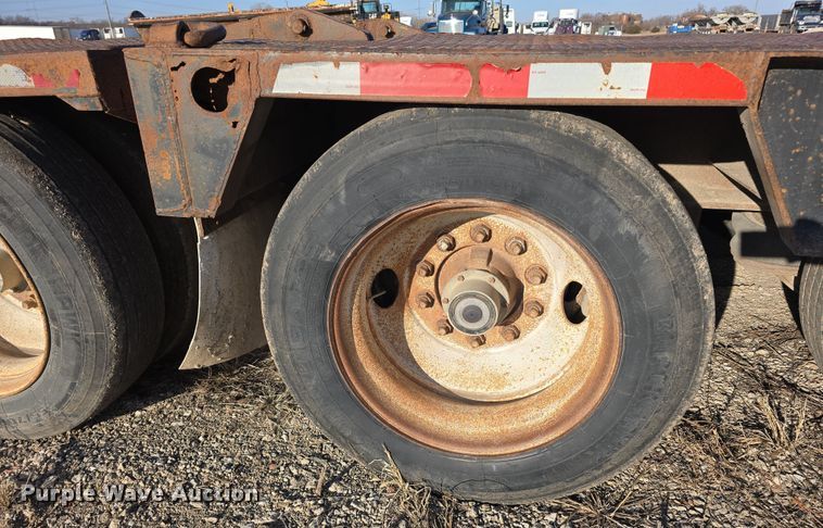 image for item DW3213 1993 Atoka lowboy equipment trailer