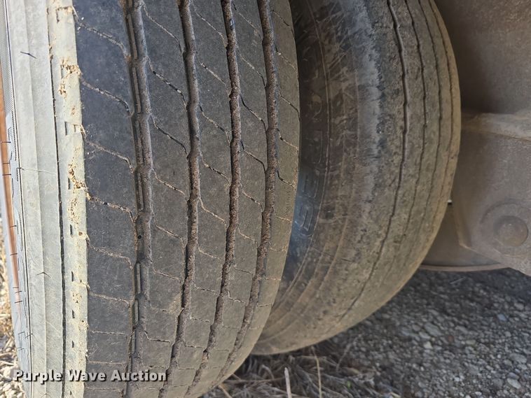 image for item DW3213 1993 Atoka lowboy equipment trailer