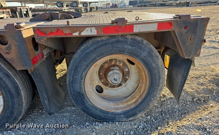 image for item DW3213 1993 Atoka lowboy equipment trailer