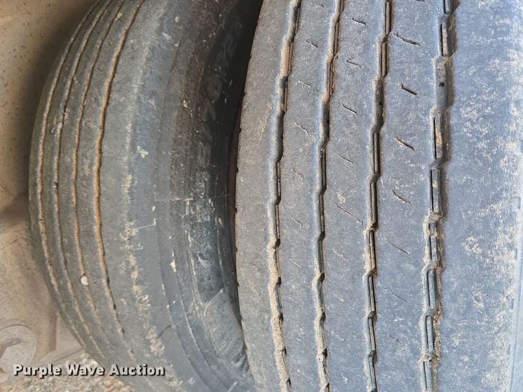 image for item DW3213 1993 Atoka lowboy equipment trailer