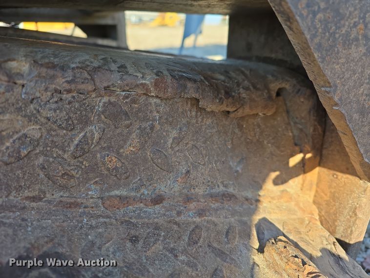 image for item DW3213 1993 Atoka lowboy equipment trailer