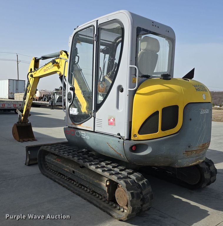 image for item DW3224 2010 Wacker Neuson 6003 mini excavator