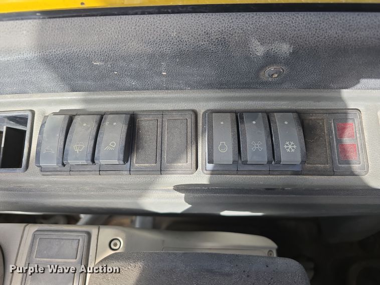 image for item DW3224 2010 Wacker Neuson 6003 mini excavator