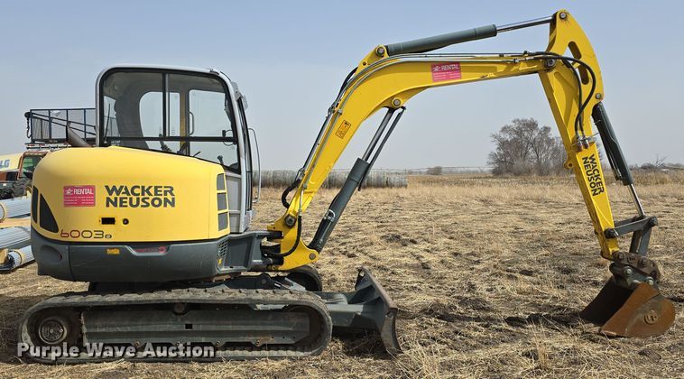 image for item DW3227 2014 Wacker Neuson 6003 mini excavator