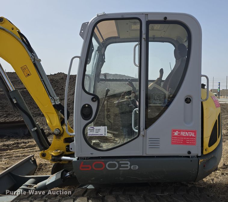 image for item DW3227 2014 Wacker Neuson 6003 mini excavator