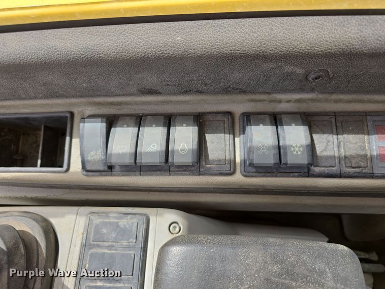 image for item DW3227 2014 Wacker Neuson 6003 mini excavator