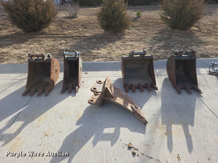 image for item DW3227 2014 Wacker Neuson 6003 mini excavator