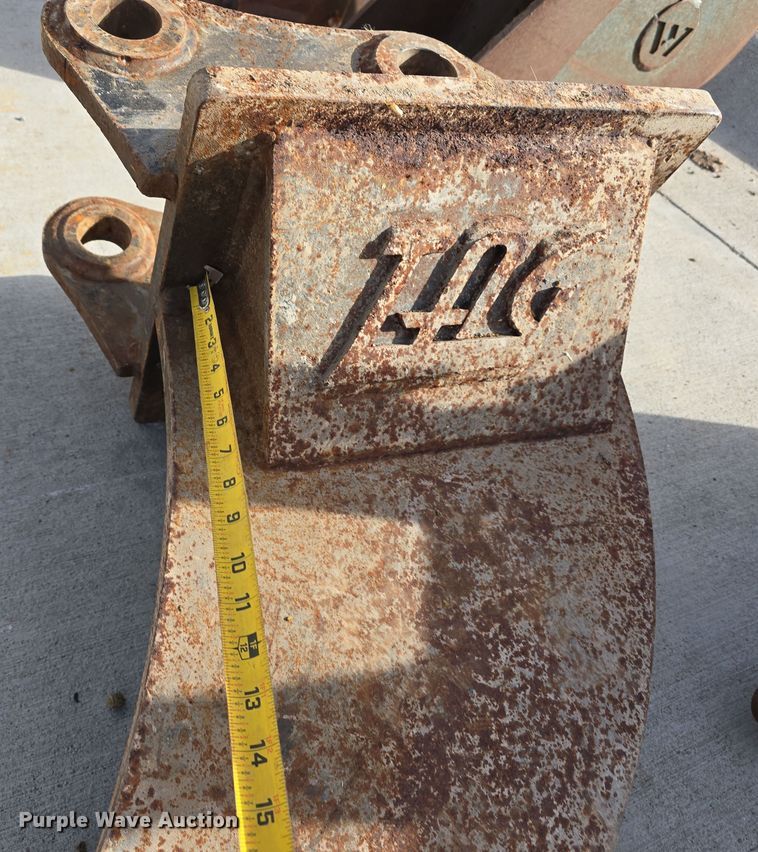 image for item DW3227 2014 Wacker Neuson 6003 mini excavator