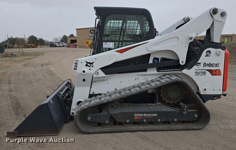 image for item DW3228 2022 Bobcat T870 tracked skid steer loader