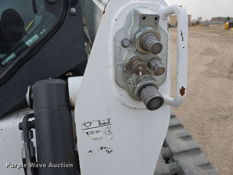 image for item DW3228 2022 Bobcat T870 tracked skid steer loader