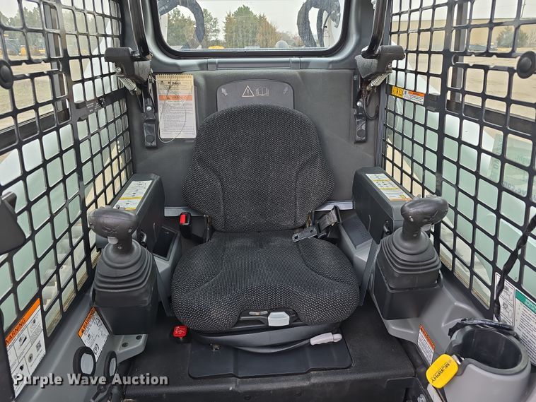 image for item DW3228 2022 Bobcat T870 tracked skid steer loader