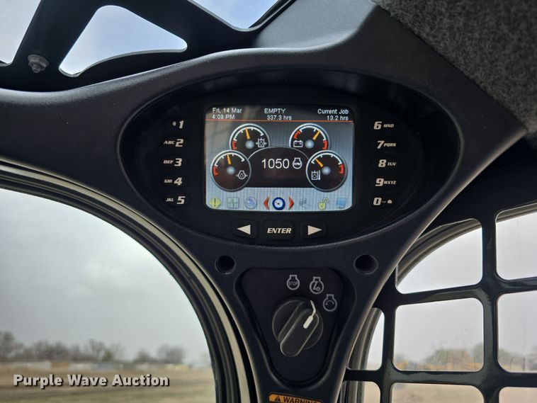 image for item DW3228 2022 Bobcat T870 tracked skid steer loader