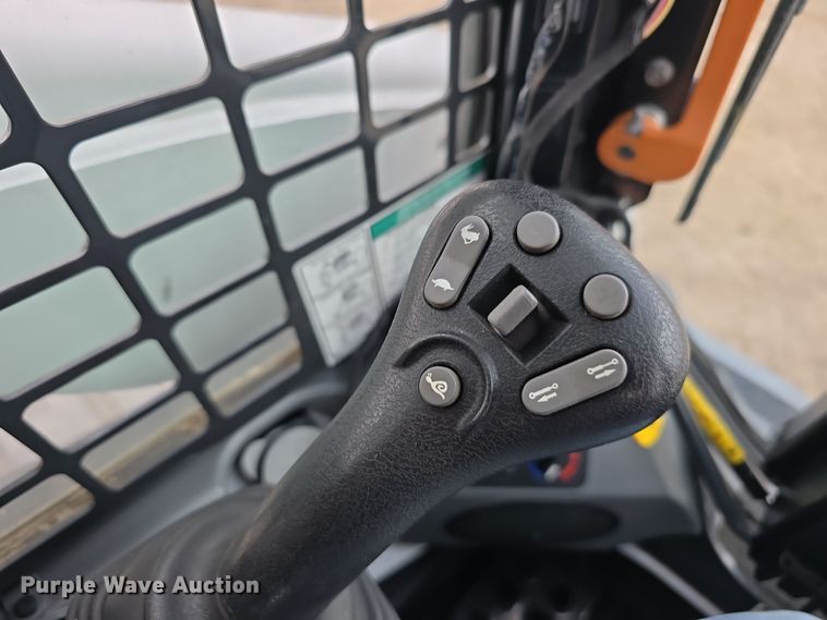 image for item DW3228 2022 Bobcat T870 tracked skid steer loader