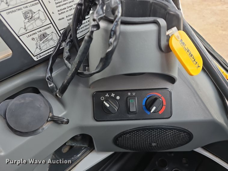 image for item DW3228 2022 Bobcat T870 tracked skid steer loader