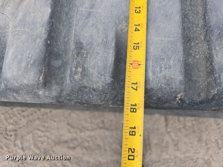 image for item DW3228 2022 Bobcat T870 tracked skid steer loader