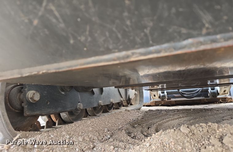 image for item DW3228 2022 Bobcat T870 tracked skid steer loader