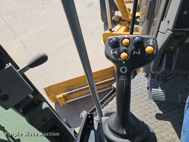 image for item DW3230 2012 Caterpillar 12M2 AWD VHP Plus motor grader